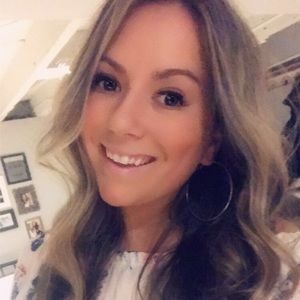 Meet your Posher, Ciera